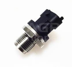 V837069410 Czujnik ciśnienia paliwa