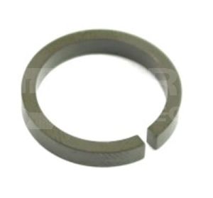 89821817 Pierścień