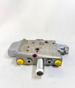 R917010131 Rozdzielacz BOSCH 